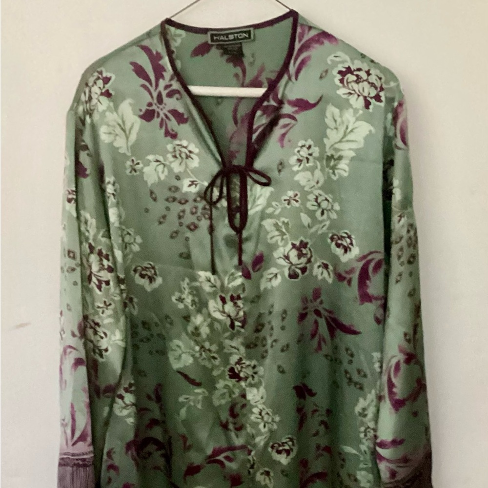 Halston Green and Purple Floral Kimono with V-Neck